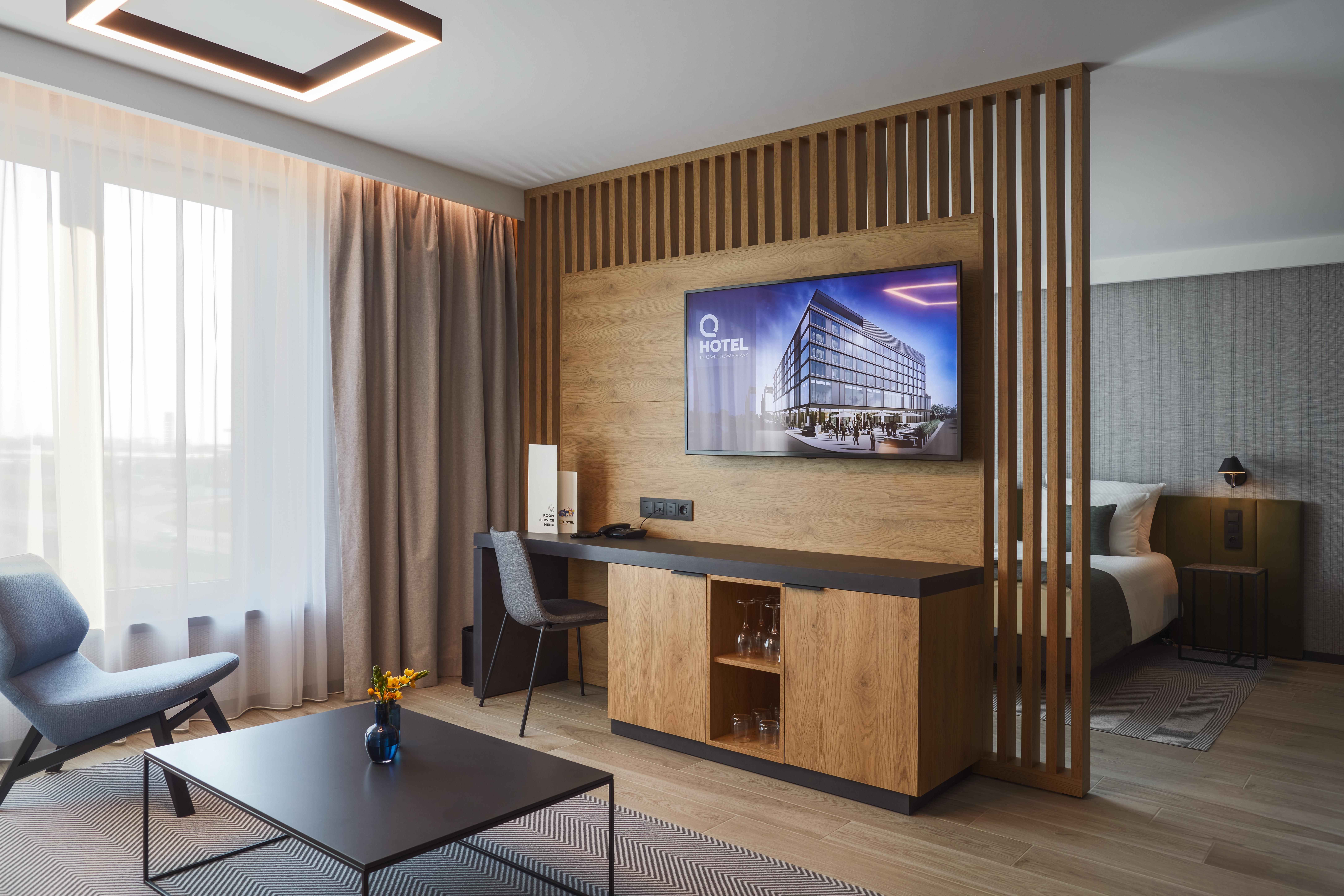 Q Hotel Plus Wroclaw Bielany Bielany Wroclawskie Exterior photo