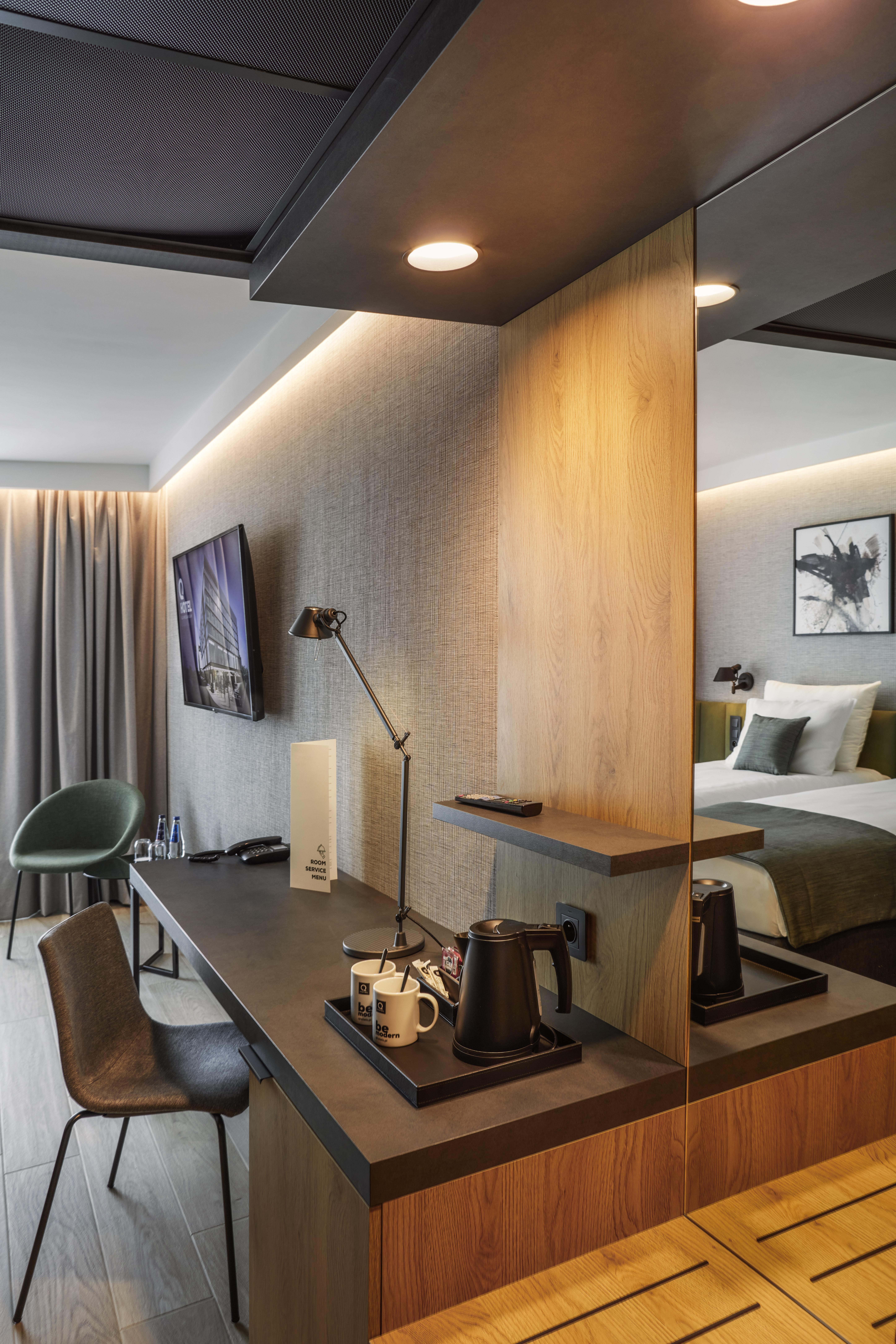 Q Hotel Plus Wroclaw Bielany Bielany Wroclawskie Exterior photo