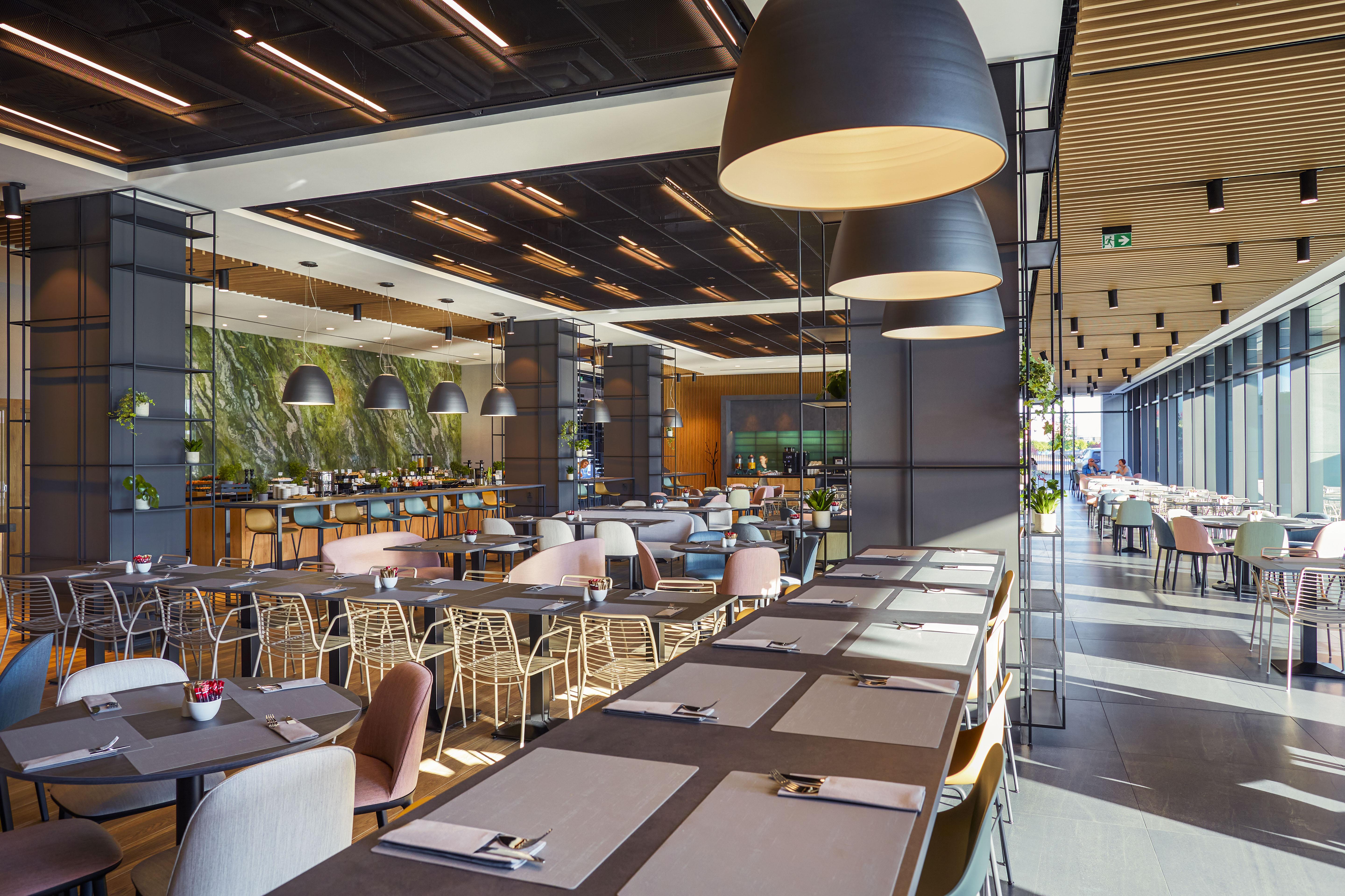 Q Hotel Plus Wroclaw Bielany Bielany Wroclawskie Exterior photo