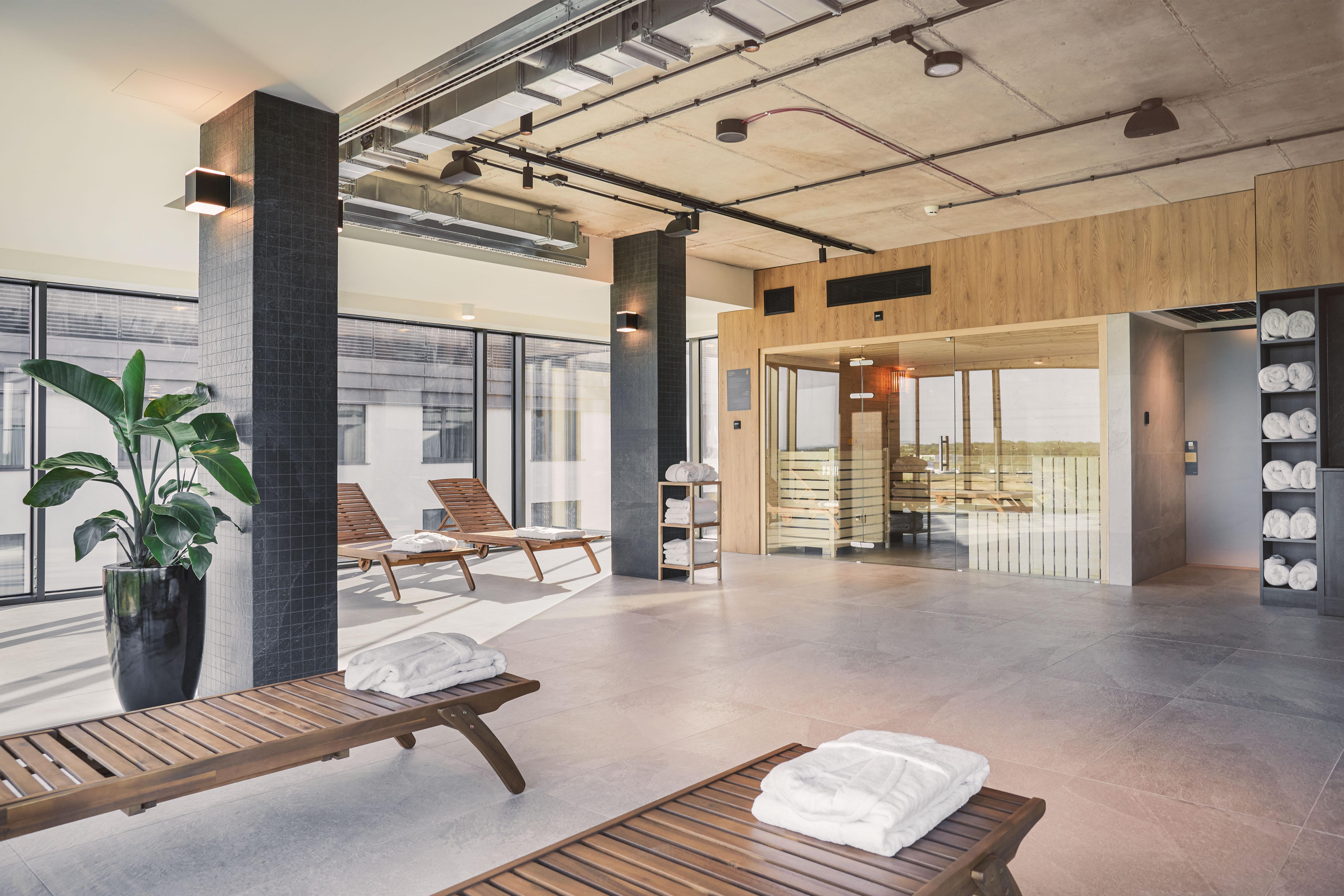 Q Hotel Plus Wroclaw Bielany Bielany Wroclawskie Exterior photo