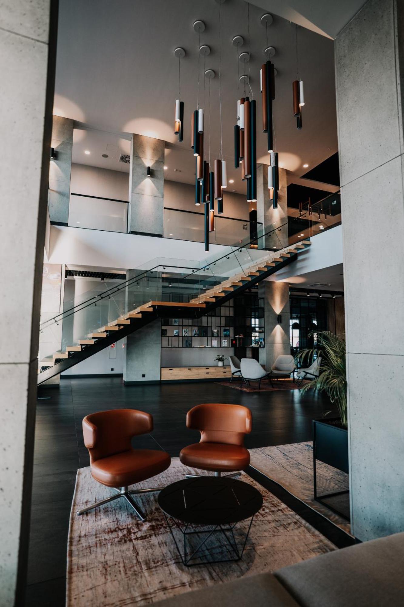 Q Hotel Plus Wroclaw Bielany Bielany Wroclawskie Exterior photo